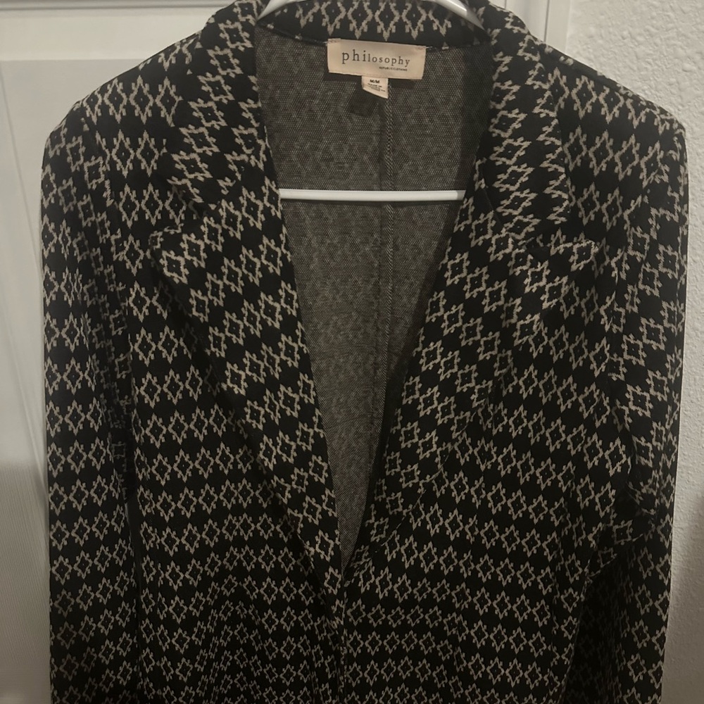 Philosophy Black and Cream Geometric Open Front Blazer